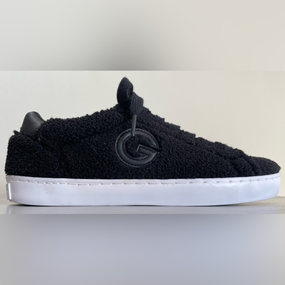 GBG LOS ANGELES GUESS FAUX SHEARLING LACE UP SNEAKERS, BLACK, EUC, SZ 8 - Picture 8 of 15